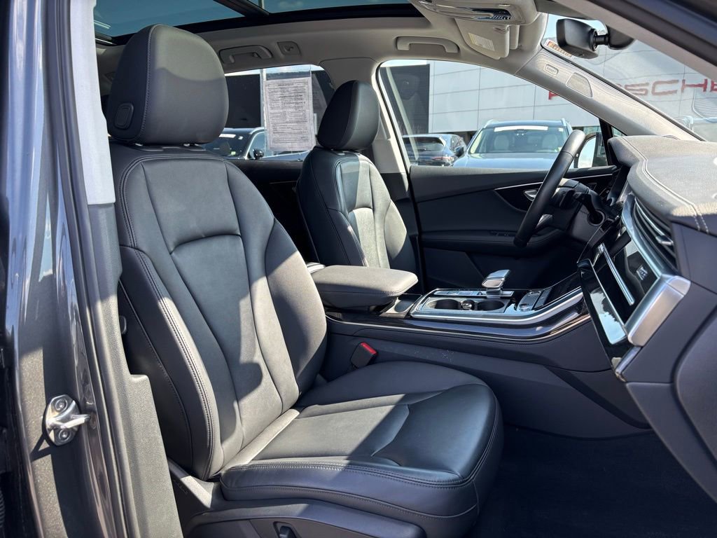 Used 2023 Audi Q7 2.0T Premium Plus AWD/4WD image 21