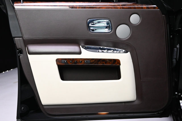 Used 2012 Rolls-Royce Ghost RWD image 52