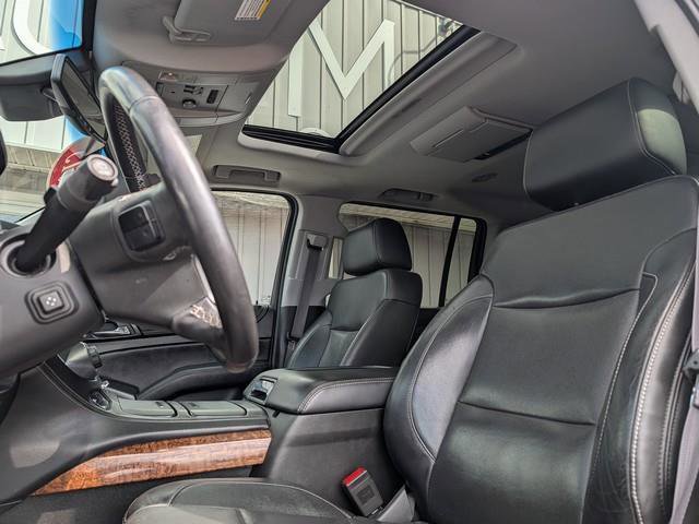 Used 2015 Chevrolet Suburban LTZ image 9