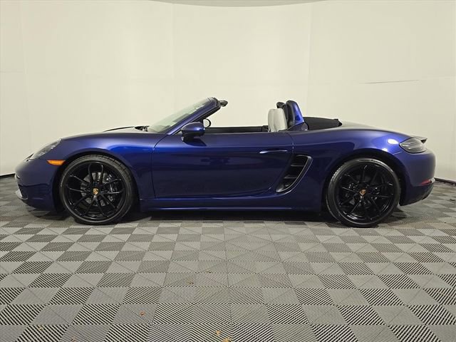 Certified 2025 Porsche 718 Boxster image 2