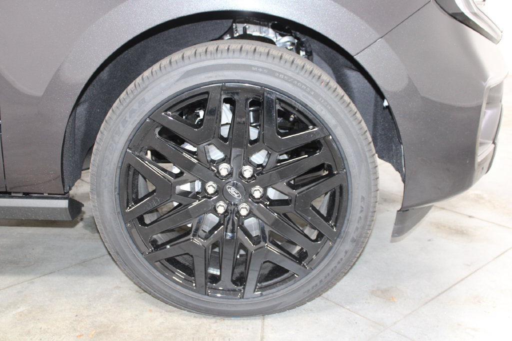 New 2027 Ford Expedition Max Platinum w/ Stealth Performance Package AWD/4WD image 72