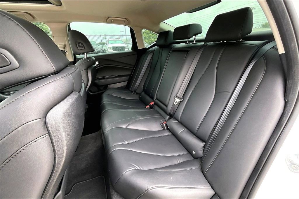 Used 2023 Acura TLX image 32