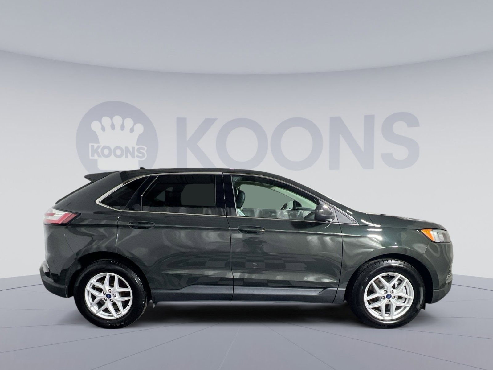 Used 2022 Ford Edge SEL w/ Convenience Package image 8