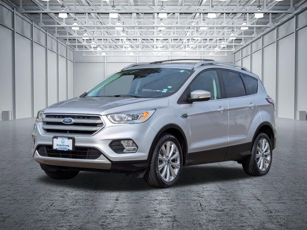 Used 2017 Ford Escape Titanium image 9