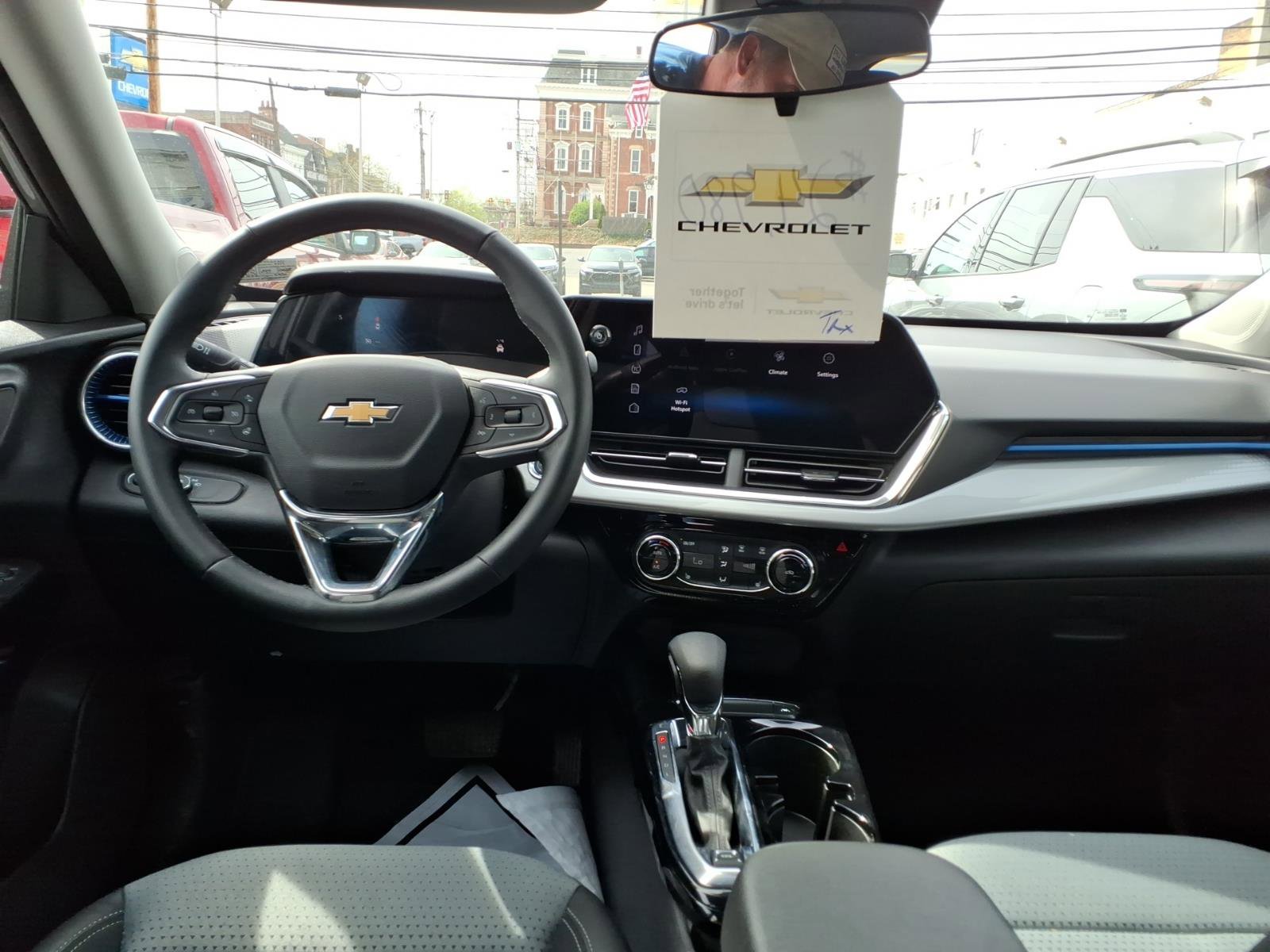 Certified 2026 Chevrolet Trax LT w/ Driver Confidence Package FWD image 14