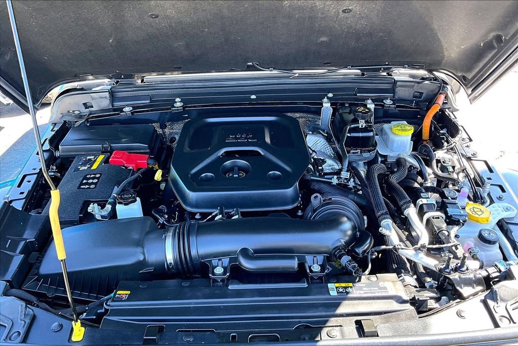 Used 2024 Jeep Wrangler Unlimited image 30