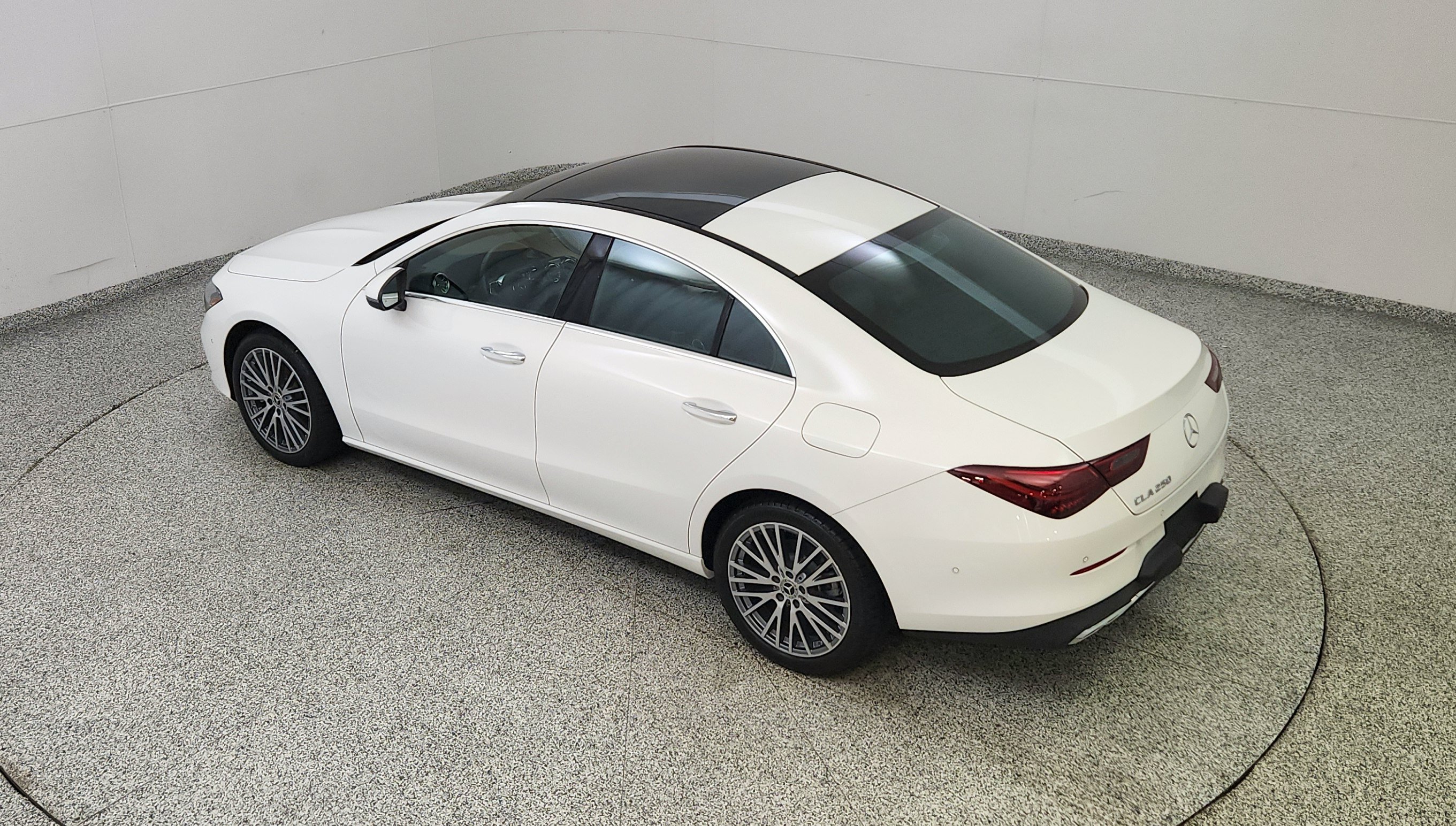 Used 2025 Mercedes-Benz CLA 250 image 15