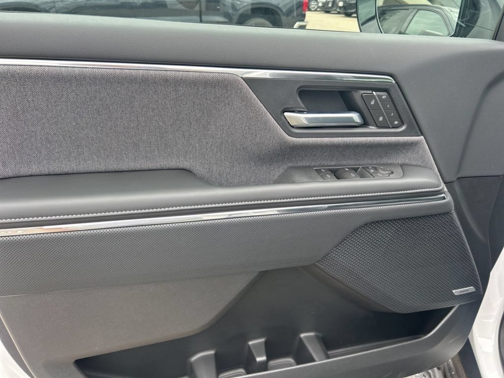 New 2026 GMC Sierra EV Elevation w/ Premium Package AWD/4WD image 15