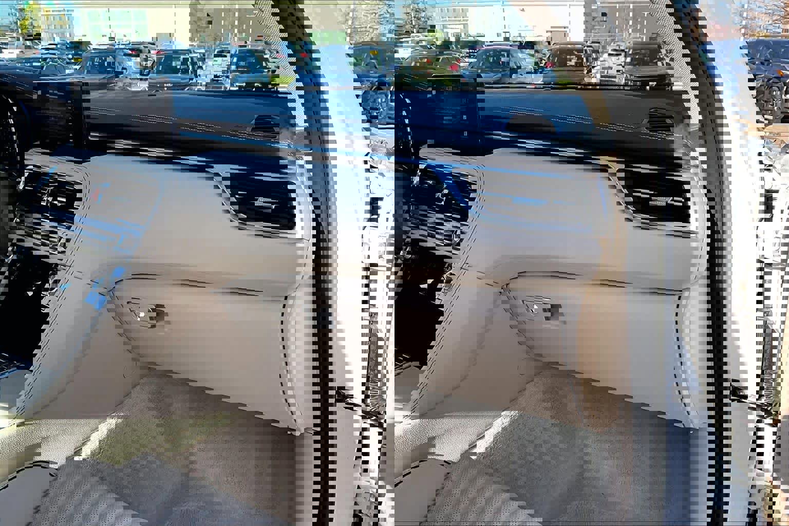 Used 2026 Genesis G70 2.5T Prestige image 17