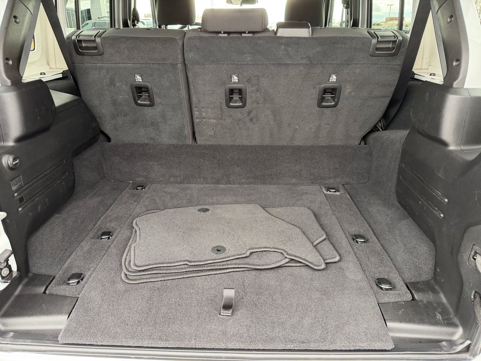 Used 2025 Jeep Wrangler Unlimited Rubicon 4xe w/ Safety Group image 23