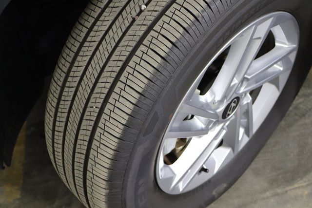 Used 2025 Hyundai Tucson SE FWD image 33