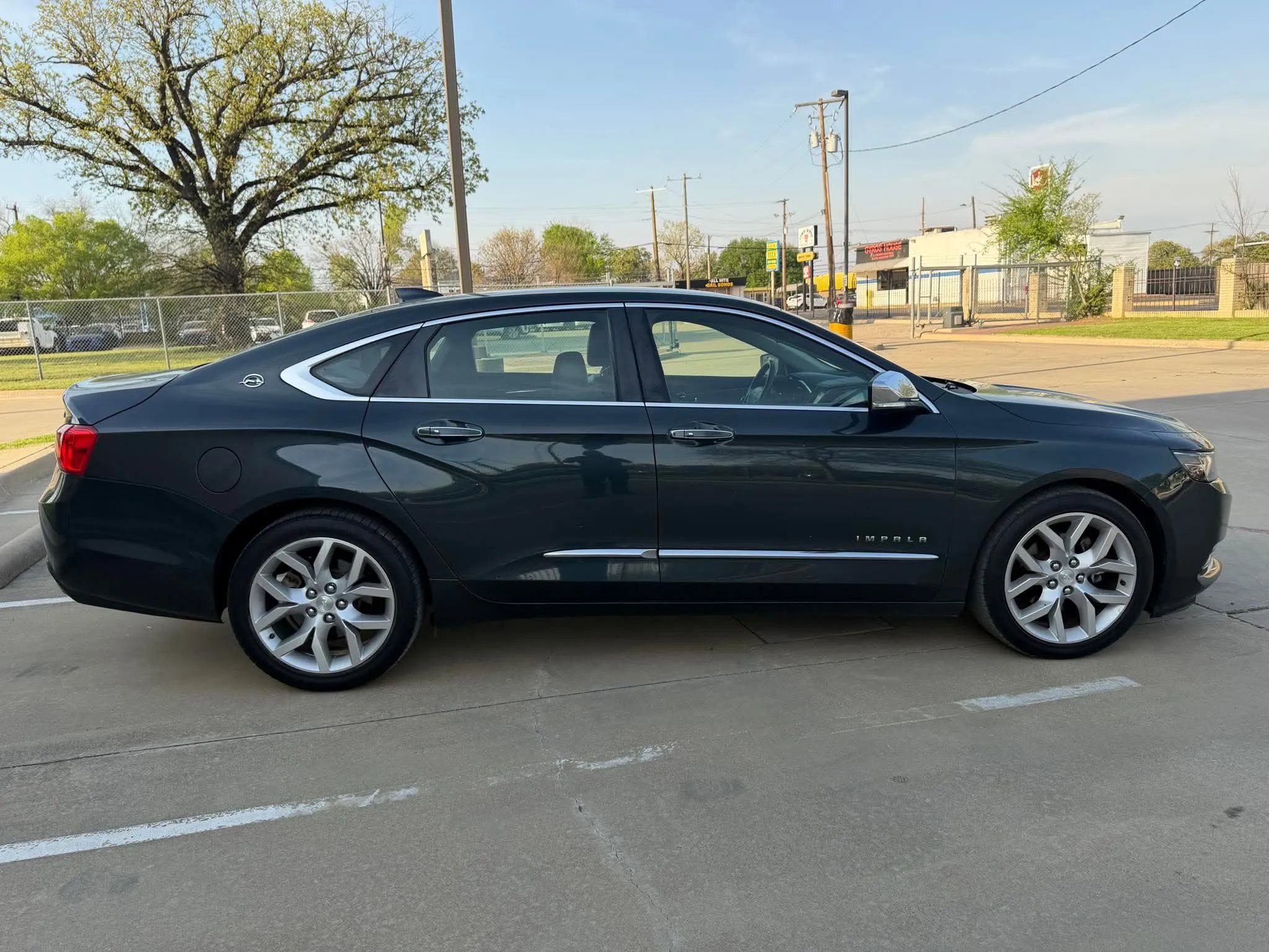 Used 2018 Chevrolet Impala Premier image 4