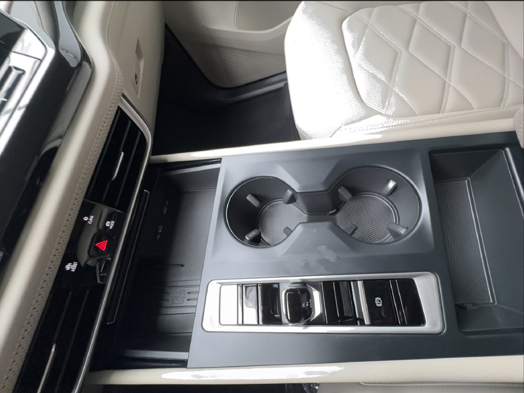Used 2026 Volkswagen Atlas SE FWD image 56