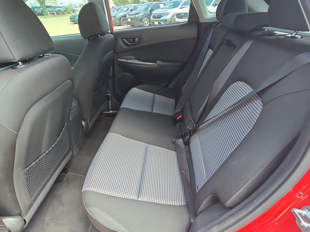 Used 2021 Hyundai Kona SEL image 13