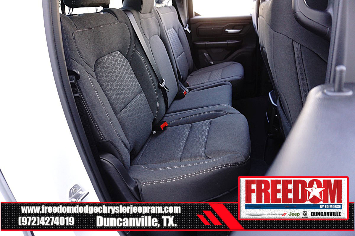 New 2026 RAM 1500 Express image 16