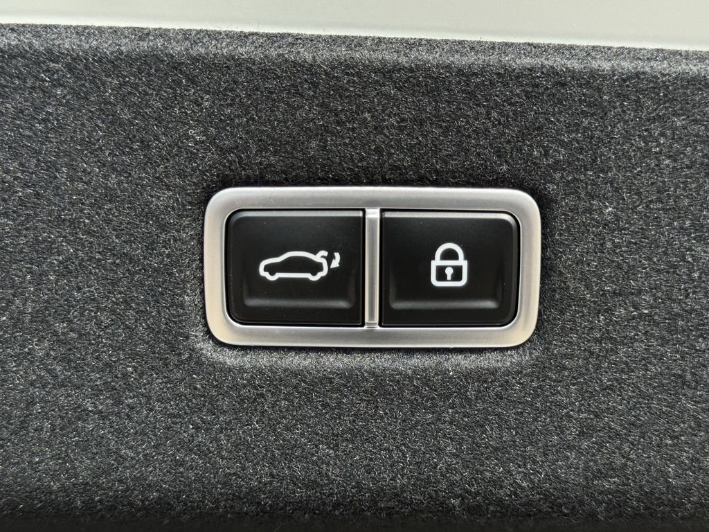 New 2025 Hyundai Ioniq 6 SE image 30