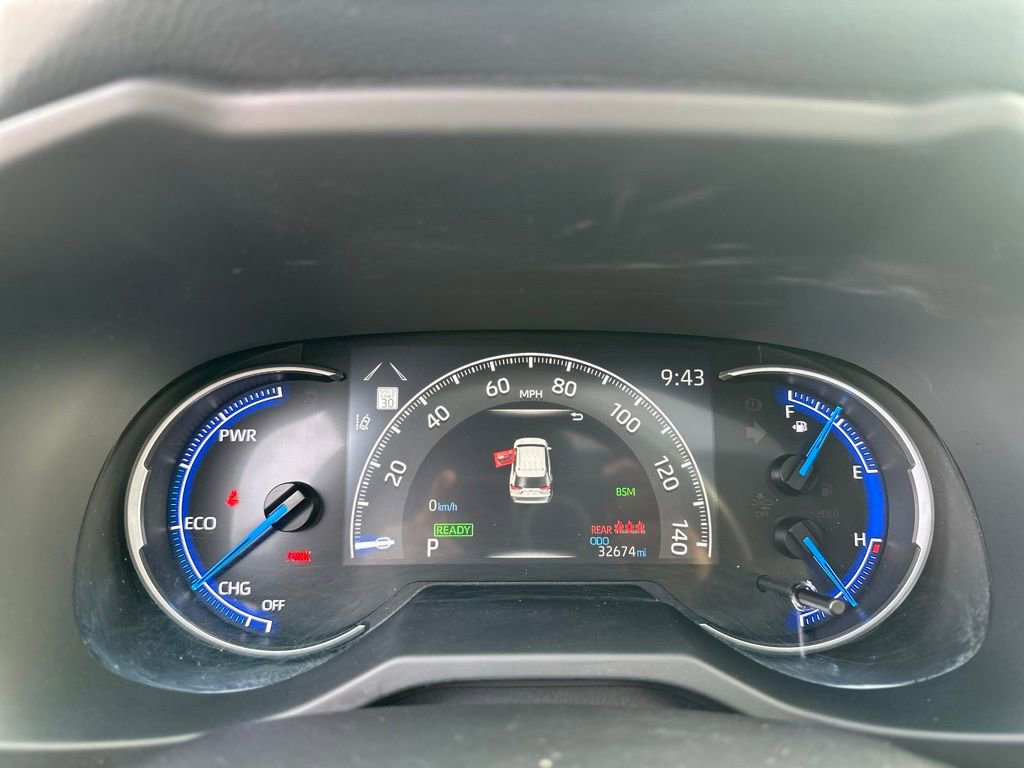 Used 2020 Toyota RAV4 XSE w/ XSE Grade Weather Package image 32