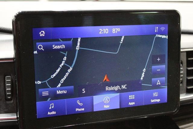 Used 2021 Ford Explorer Limited image 8