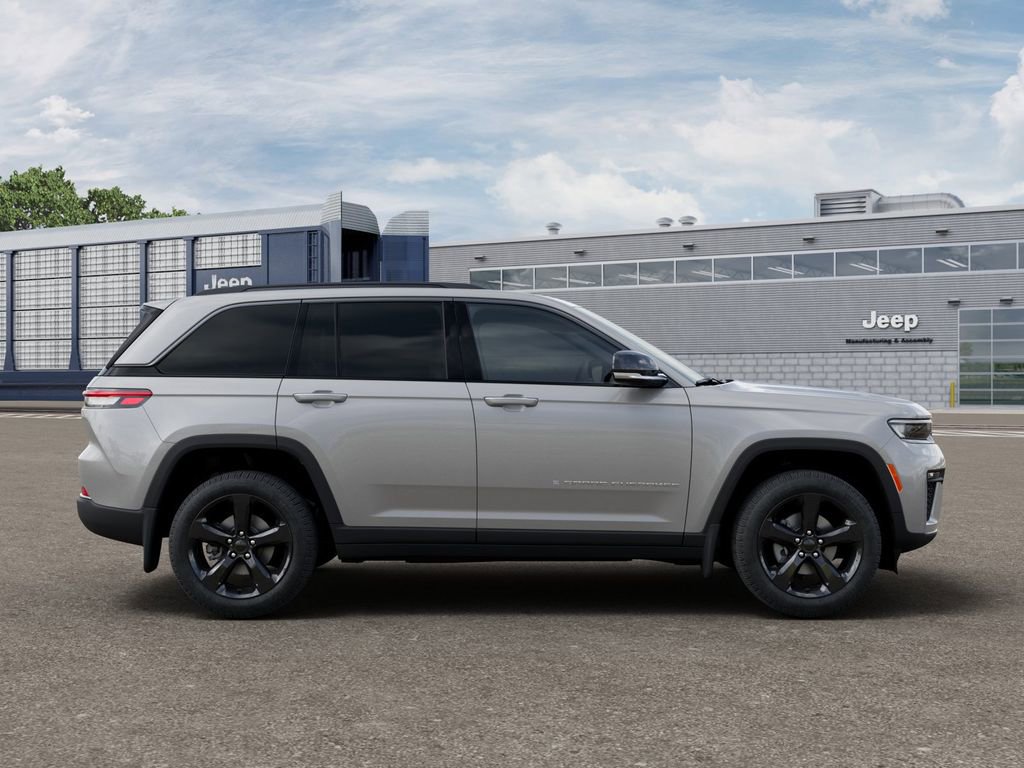 New 2026 Jeep Grand Cherokee Limited w/ Limited Altitude Package image 21
