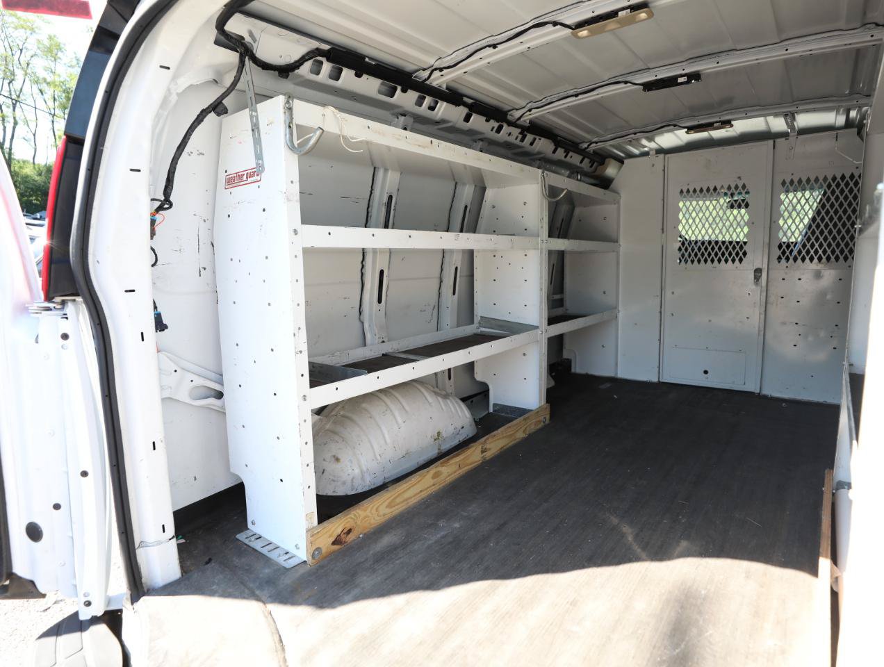 Used 2020 Chevrolet Express 2500 w/ Driver Convenience Package RWD image 17