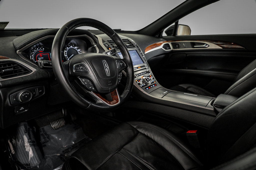 Used 2020 Lincoln MKZ Reserve w/ Elements Package FWD image 28