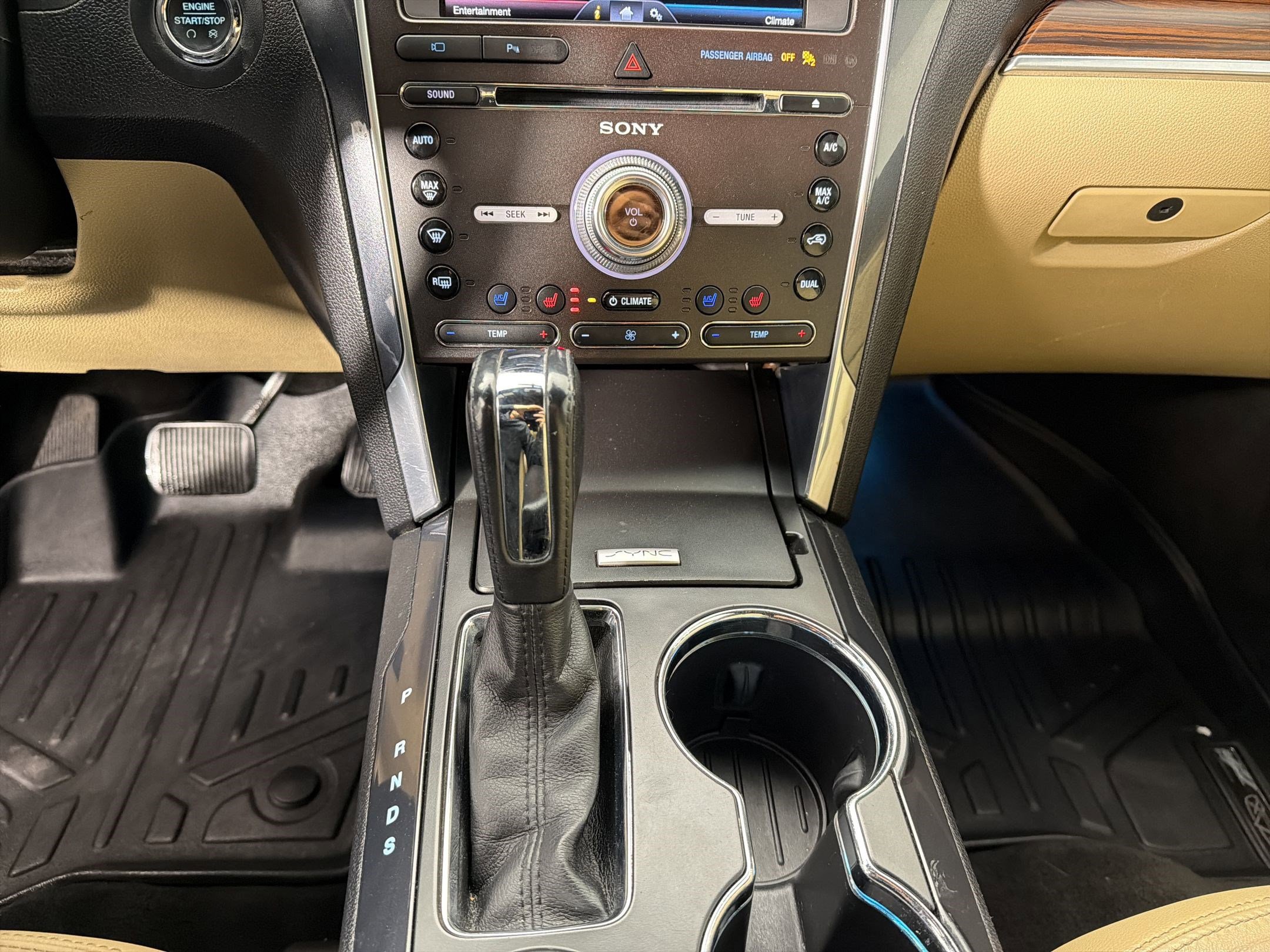 Used 2016 Ford Explorer Limited image 24