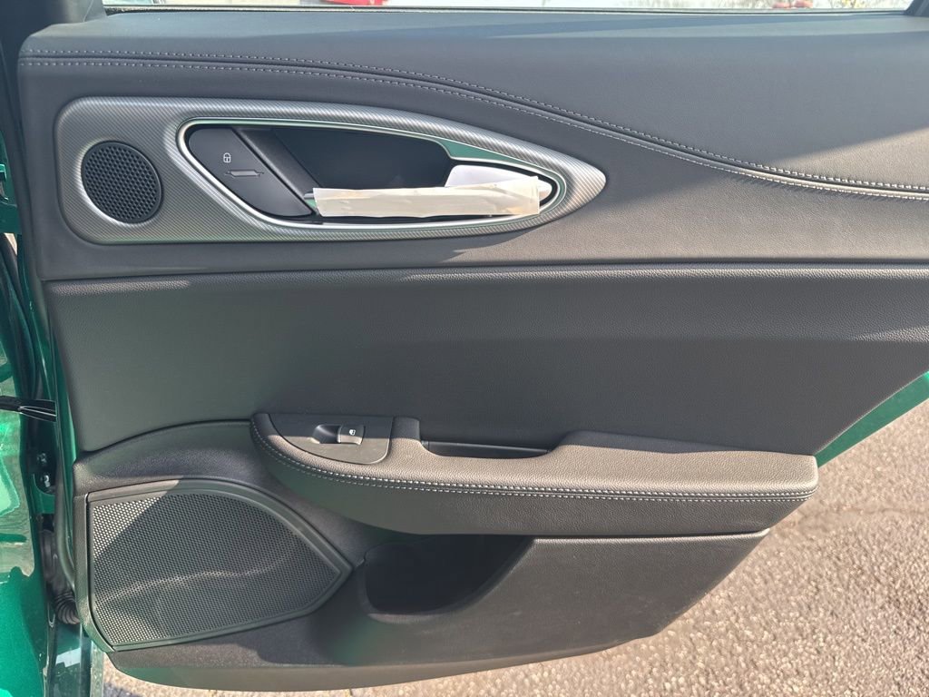 New 2026 Alfa Romeo Giulia AWD image 22