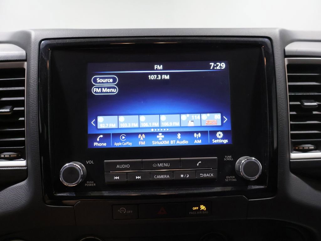 Used 2024 Nissan Frontier SV image 26