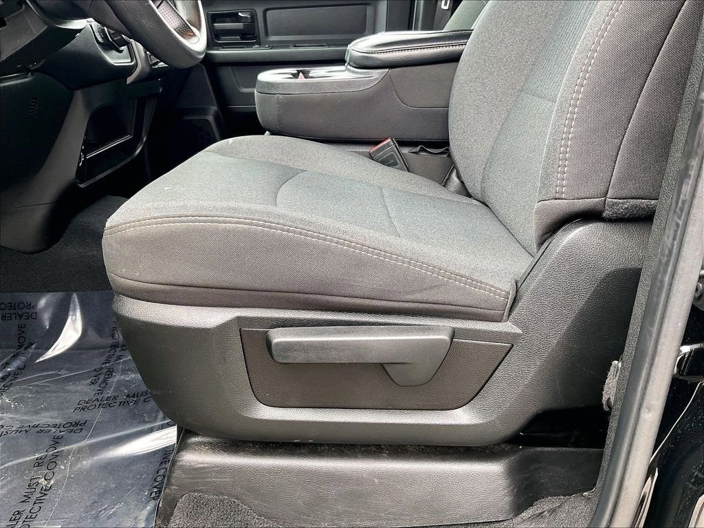 Used 2024 RAM 2500 Tradesman w/ Convenience Group AWD/4WD image 34