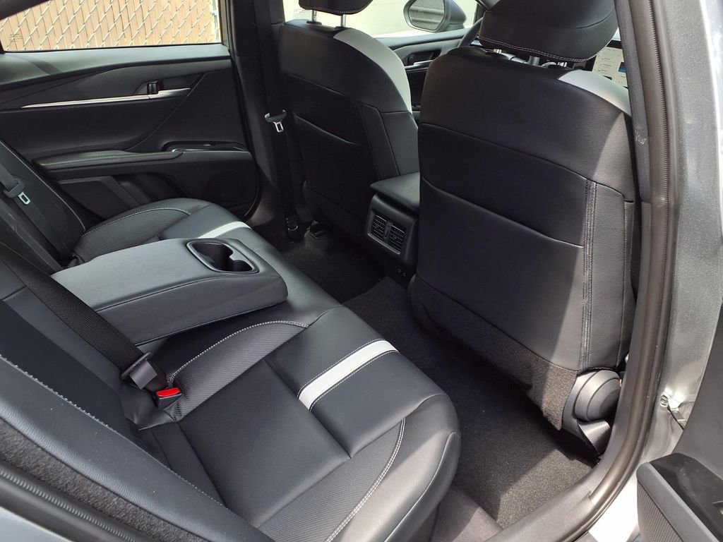 Used 2026 Toyota Camry SE FWD image 21