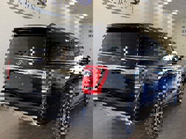 Used 2021 Ford Expedition Max XLT image 9