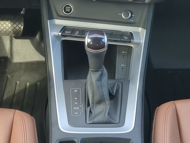 Used 2022 Audi Q3 2.0T Premium AWD/4WD image 18