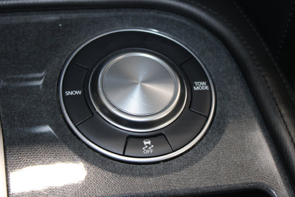 Used 2024 Nissan Armada SV RWD image 51