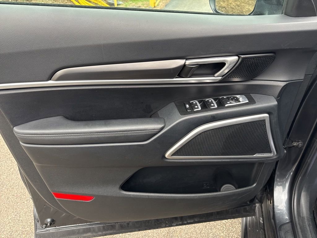 Used 2024 Kia Telluride S image 20