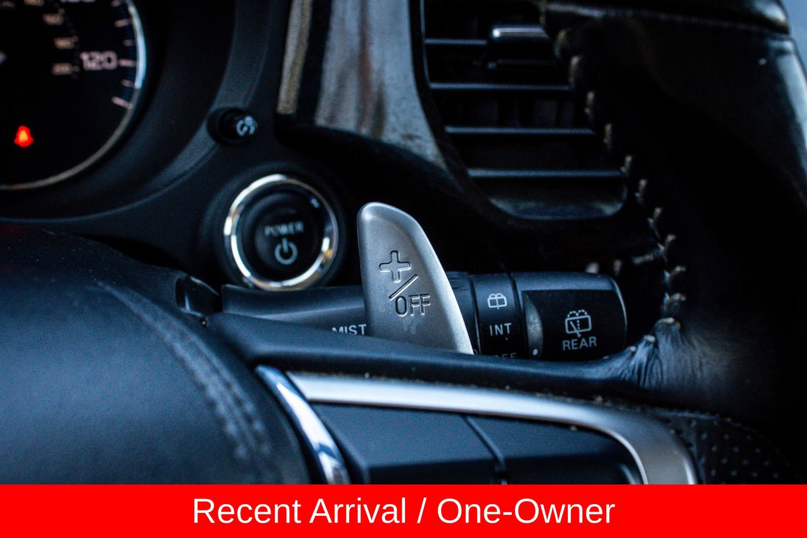 Used 2018 Mitsubishi Outlander 4WD Plug-In Hybrid image 21