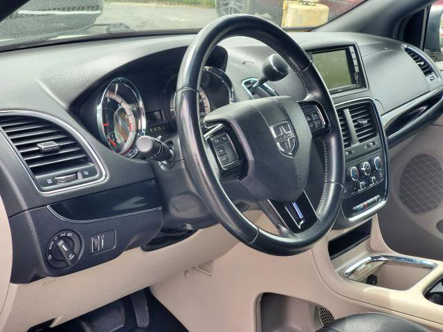 Used 2018 Dodge Grand Caravan SXT FWD image 7