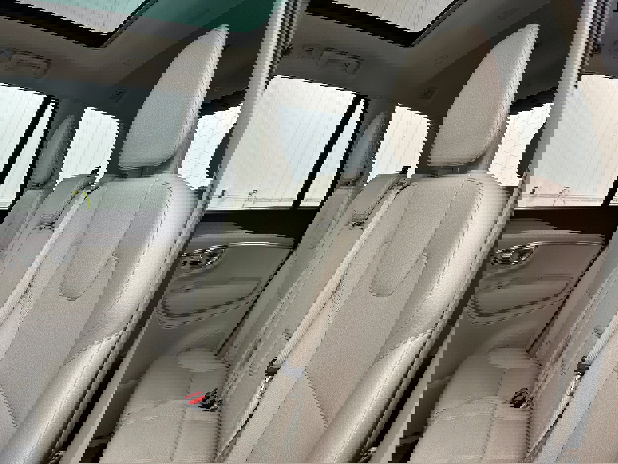 Used 2021 Volvo XC90 T5 Momentum w/ Advanced Package image 28