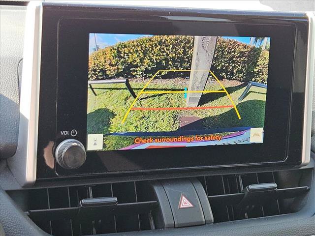 Used 2024 Toyota RAV4 XLE FWD image 12