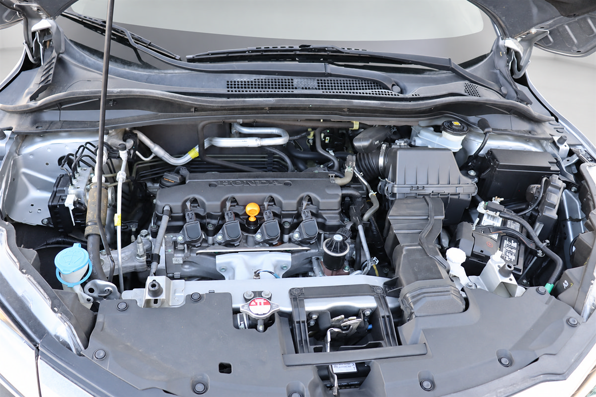 Used 2020 Honda HR-V LX image 41