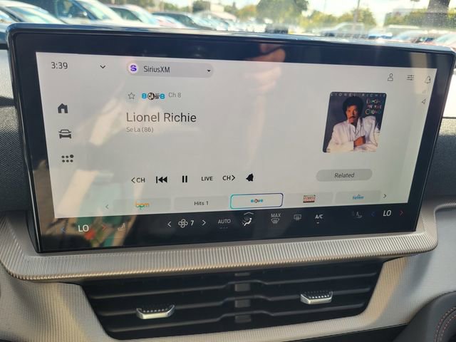 Certified 2025 Ford Explorer Active image 22