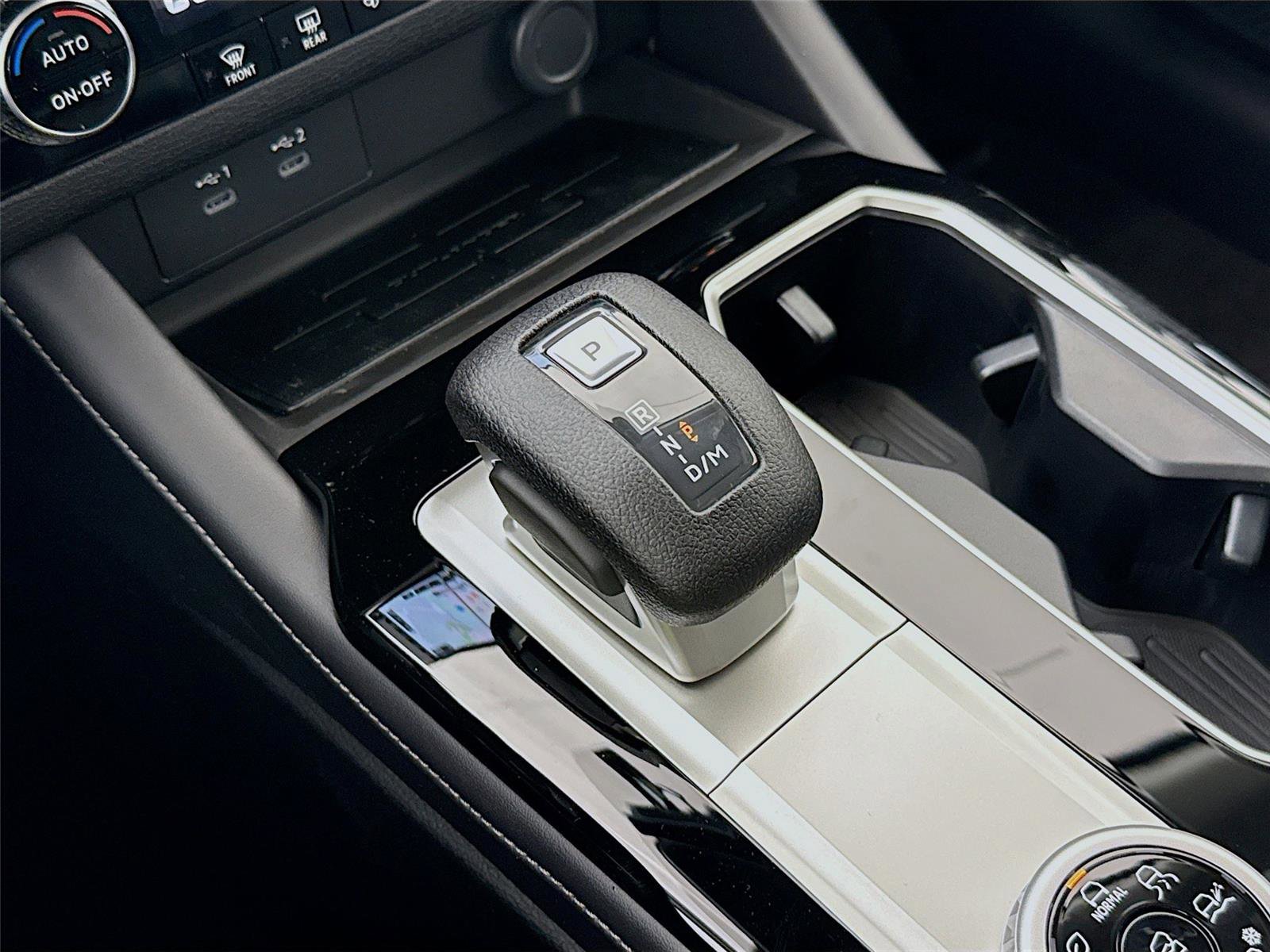 New 2026 Mitsubishi Outlander ES image 14