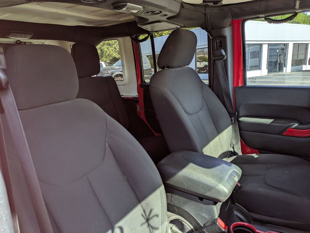 Used 2015 Jeep Wrangler Unlimited Sport w/ Quick Order Package 24S image 30