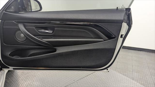 Used 2016 BMW M4 Coupe image 20
