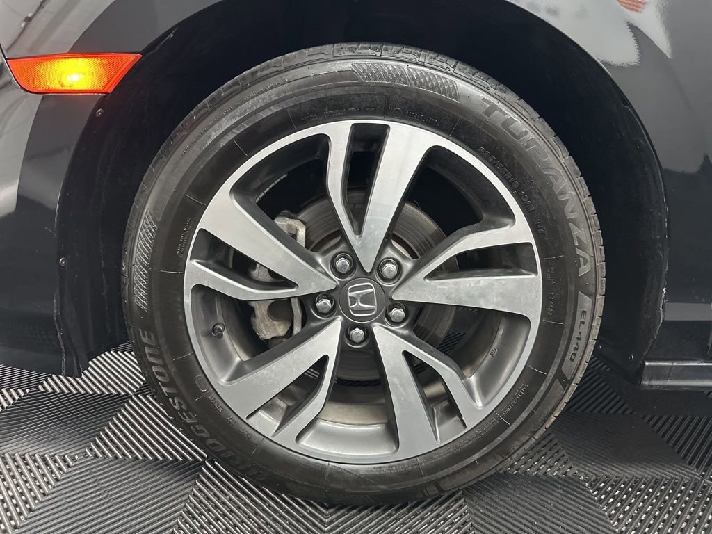 Used 2024 Honda Odyssey Touring image 45