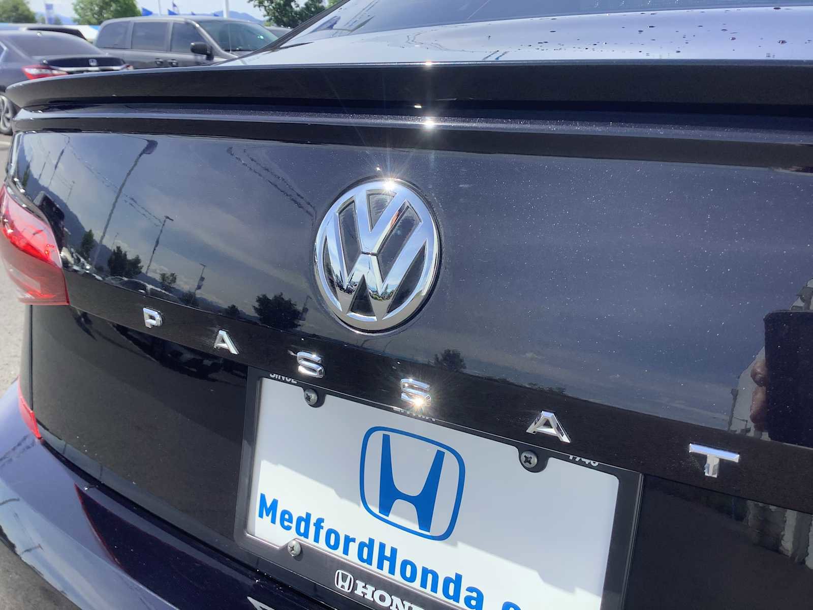 Used 2020 Volkswagen Passat 2.0T R-Line FWD image 6