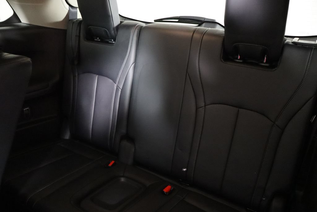Used 2023 INFINITI QX60 Luxe w/ Cargo Package FWD image 17