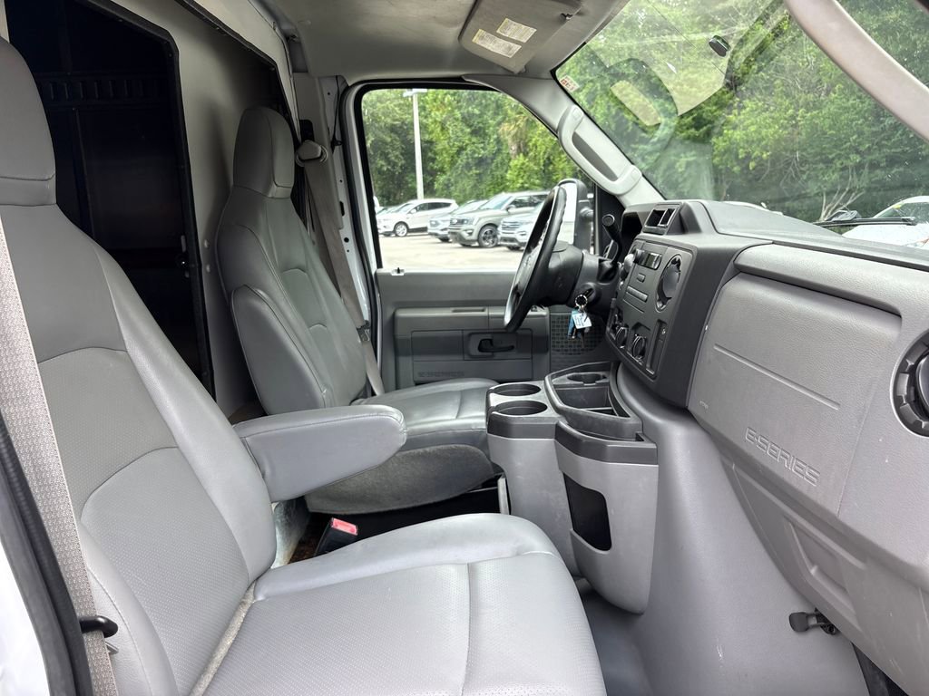 Used 2016 Ford E-350 and Econoline 350 Super Duty w/ Power Windows & Locks Group RWD image 28