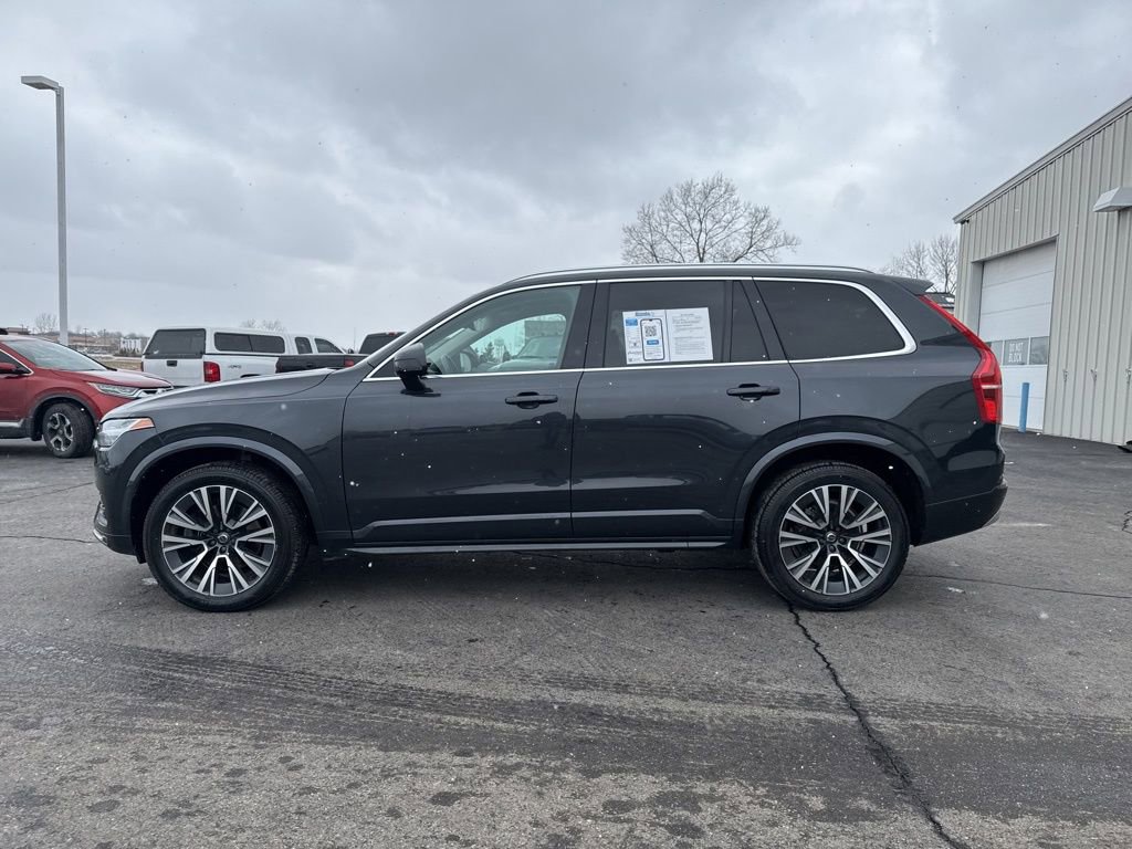 Used 2022 Volvo XC90 T5 Momentum w/ Climate Package image 4