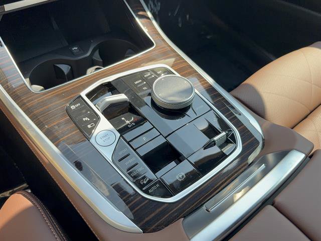 New 2026 BMW X5 xDrive50e AWD/4WD image 21