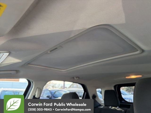 Used 2019 Ford EcoSport SE w/ SE Convenience Package image 19